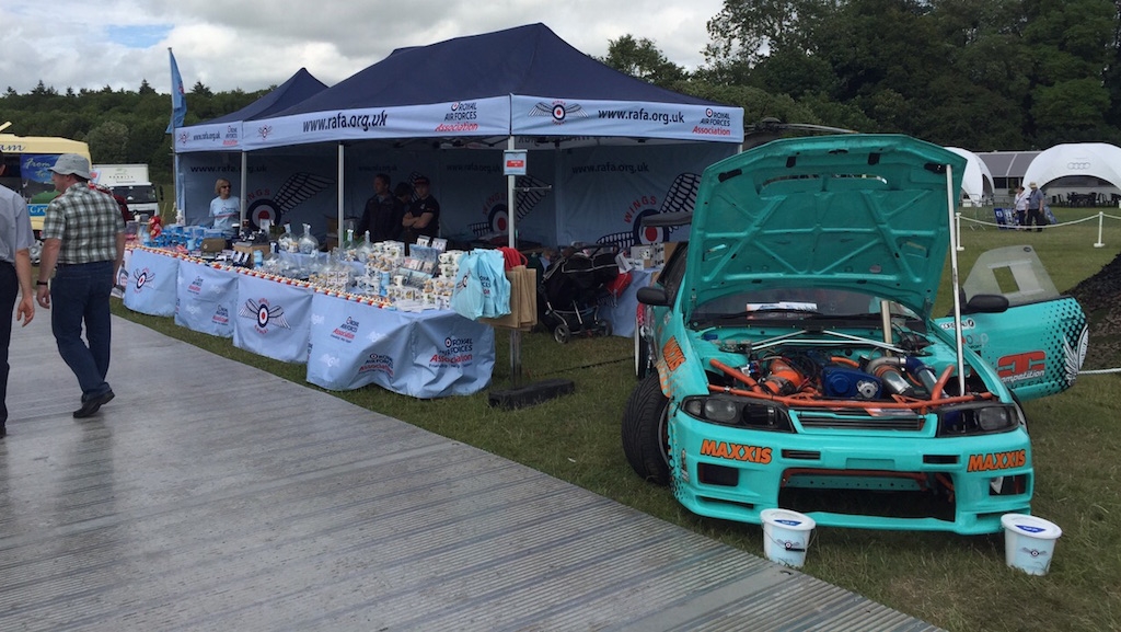 «It’s a DriftLife» palaiko Greičio festivalį 2015, vykstantį Goodwood‘e (Goodwood)